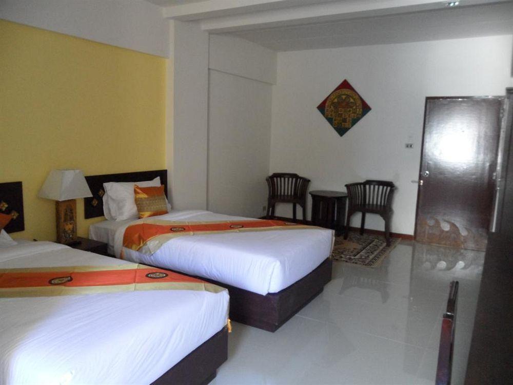 Bua Raya Hotel Chiang Mai Exterior photo